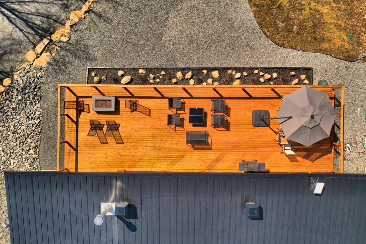 Kallm-Mont-Tremblant Chalet With Hot Tub, Pond & Beach On Private 7Acre Estate Lac-Superieur 외부 사진