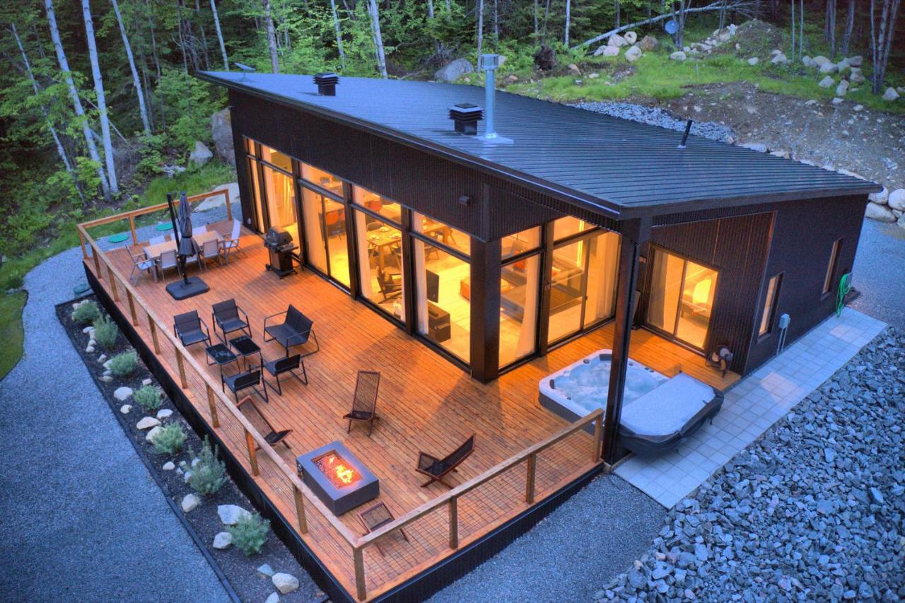 Kallm-Mont-Tremblant Chalet With Hot Tub, Pond & Beach On Private 7Acre Estate Lac-Superieur 외부 사진