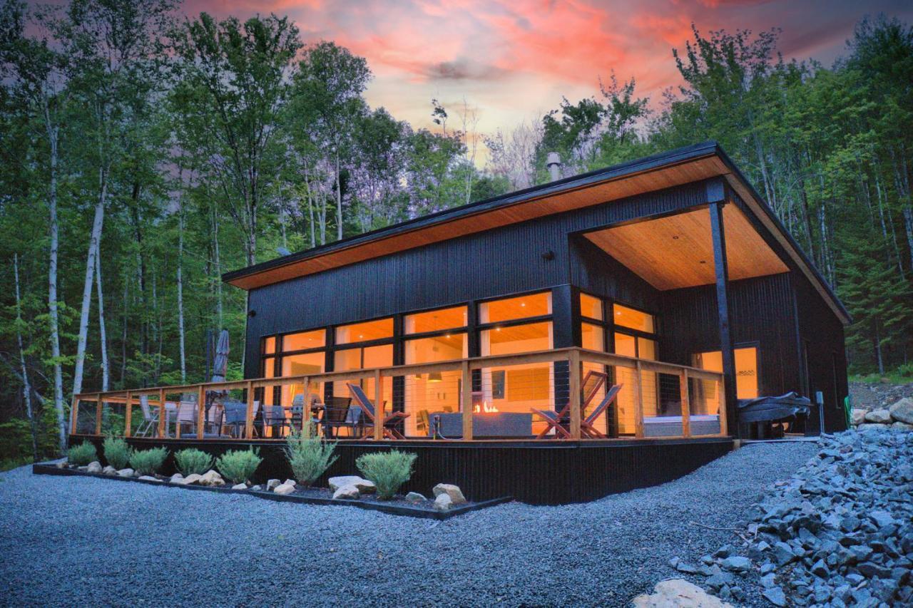 Kallm-Mont-Tremblant Chalet With Hot Tub, Pond & Beach On Private 7Acre Estate Lac-Superieur 외부 사진
